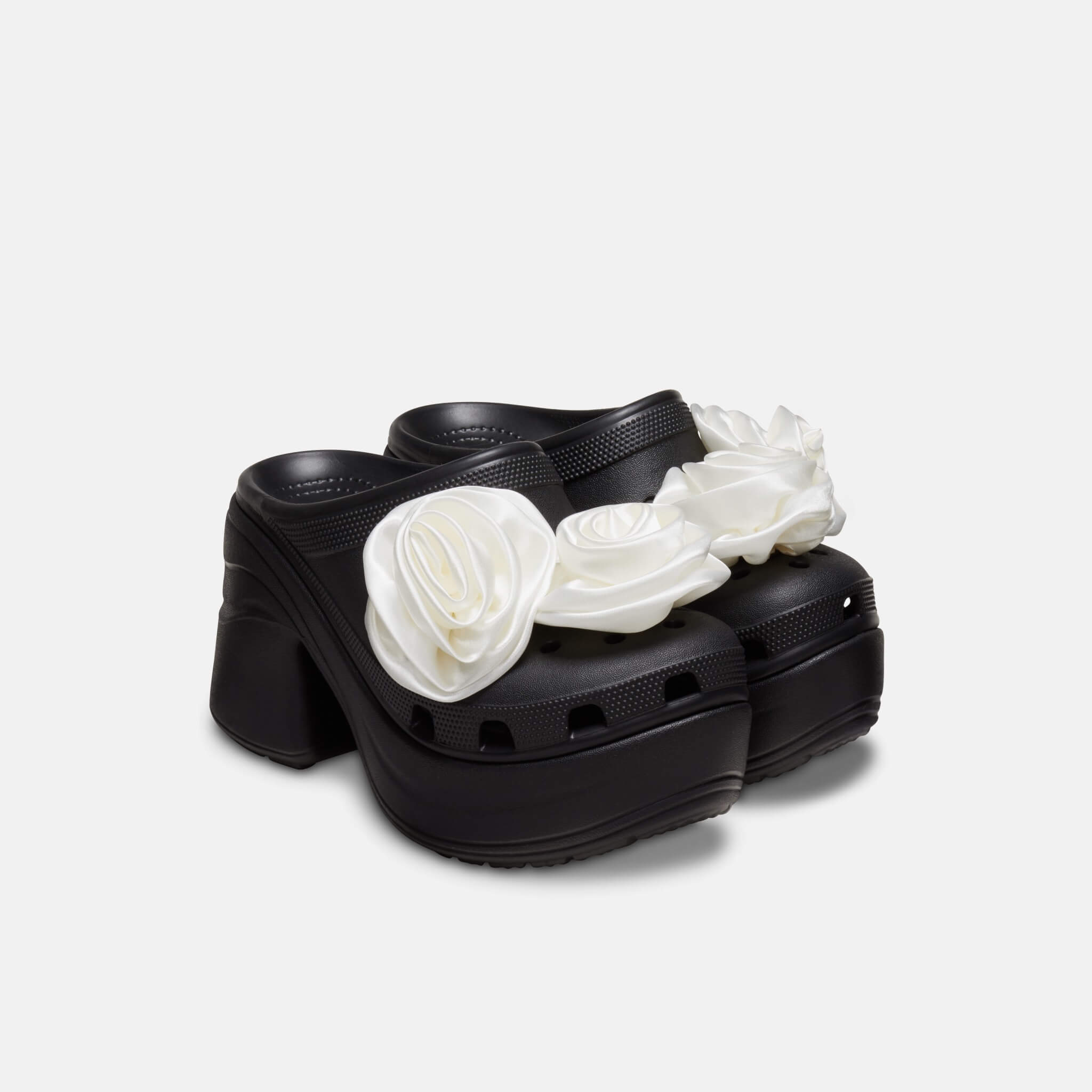 Siren Rosette Clog Black