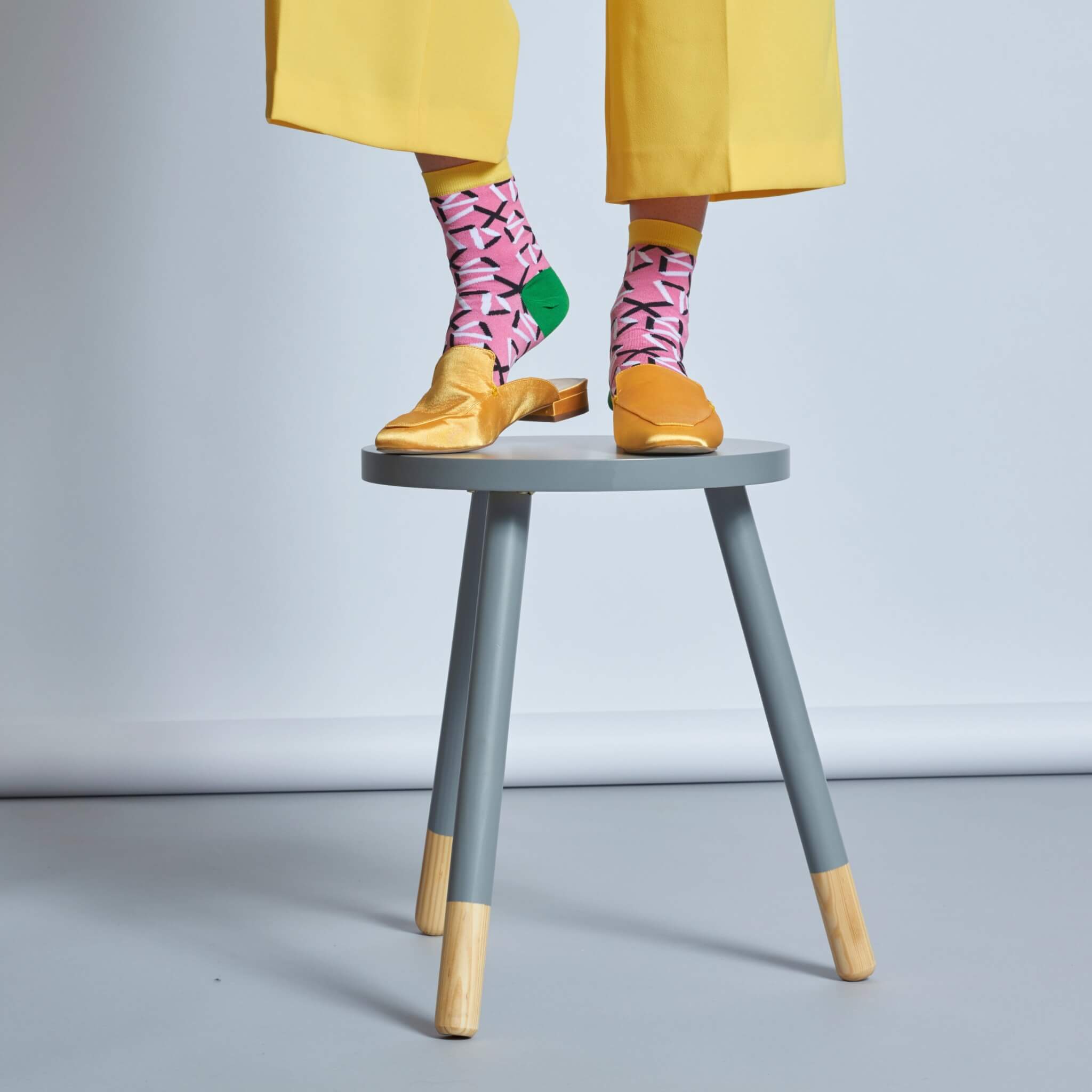 Dámske ružové ponožky Happy Socks Adela // kolekcia Hysteria