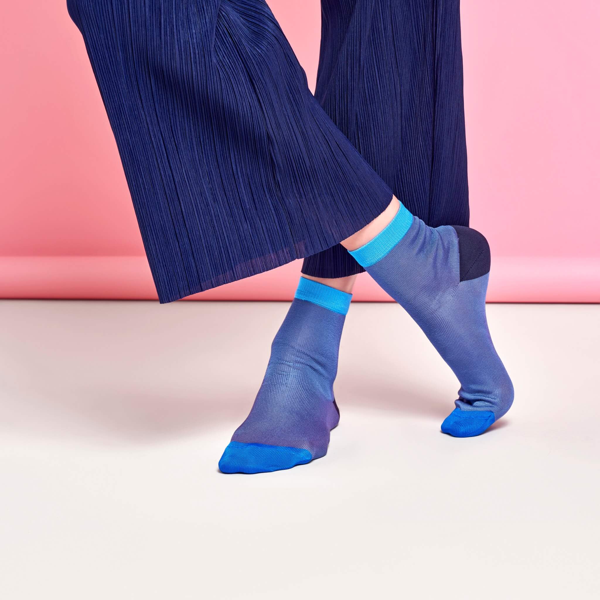 Dámske modré ponožky Happy Socks Grace // kolekcia Hysteria
