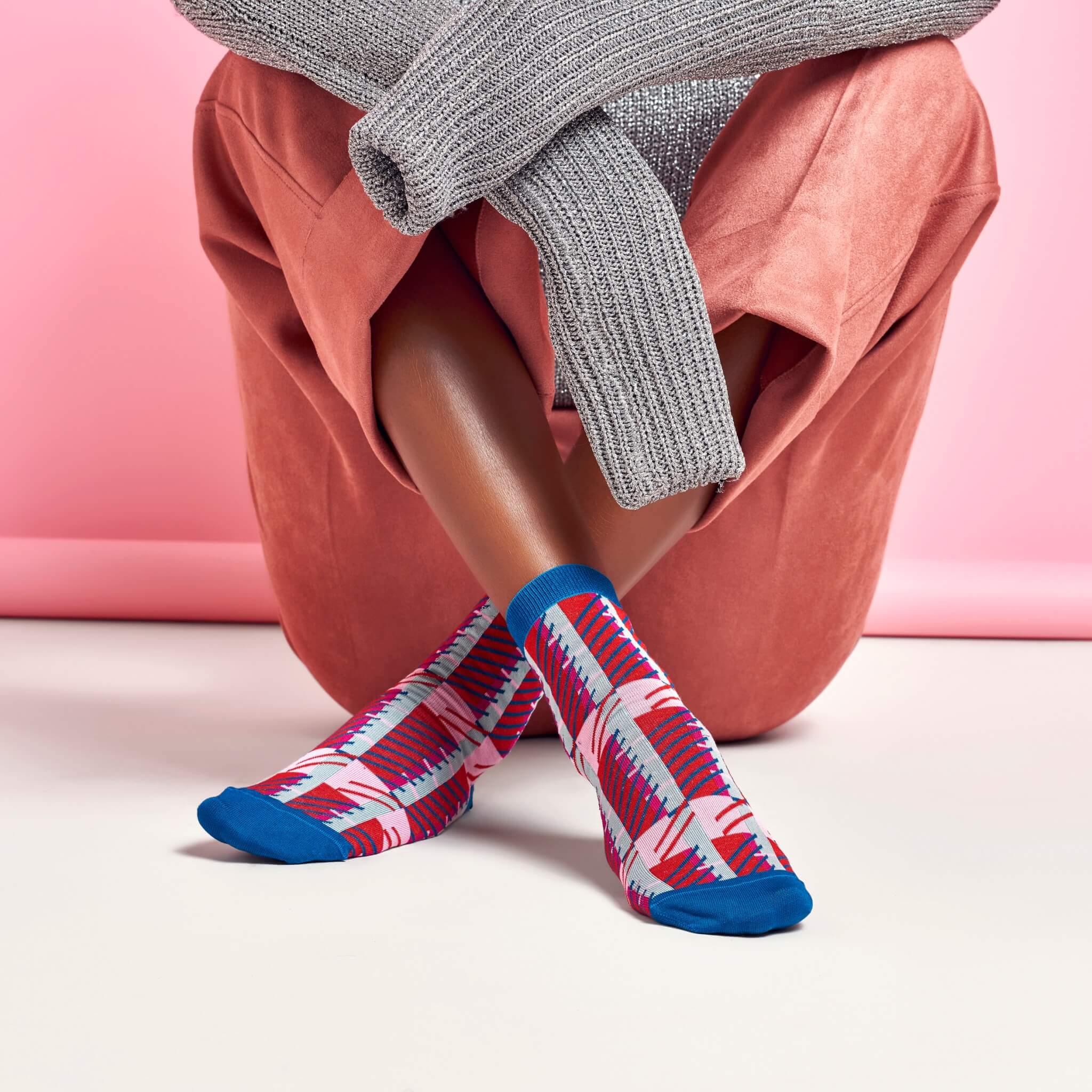 Dámske modro-červené ponožky Happy Socks Magda // kolekcia Hysteria