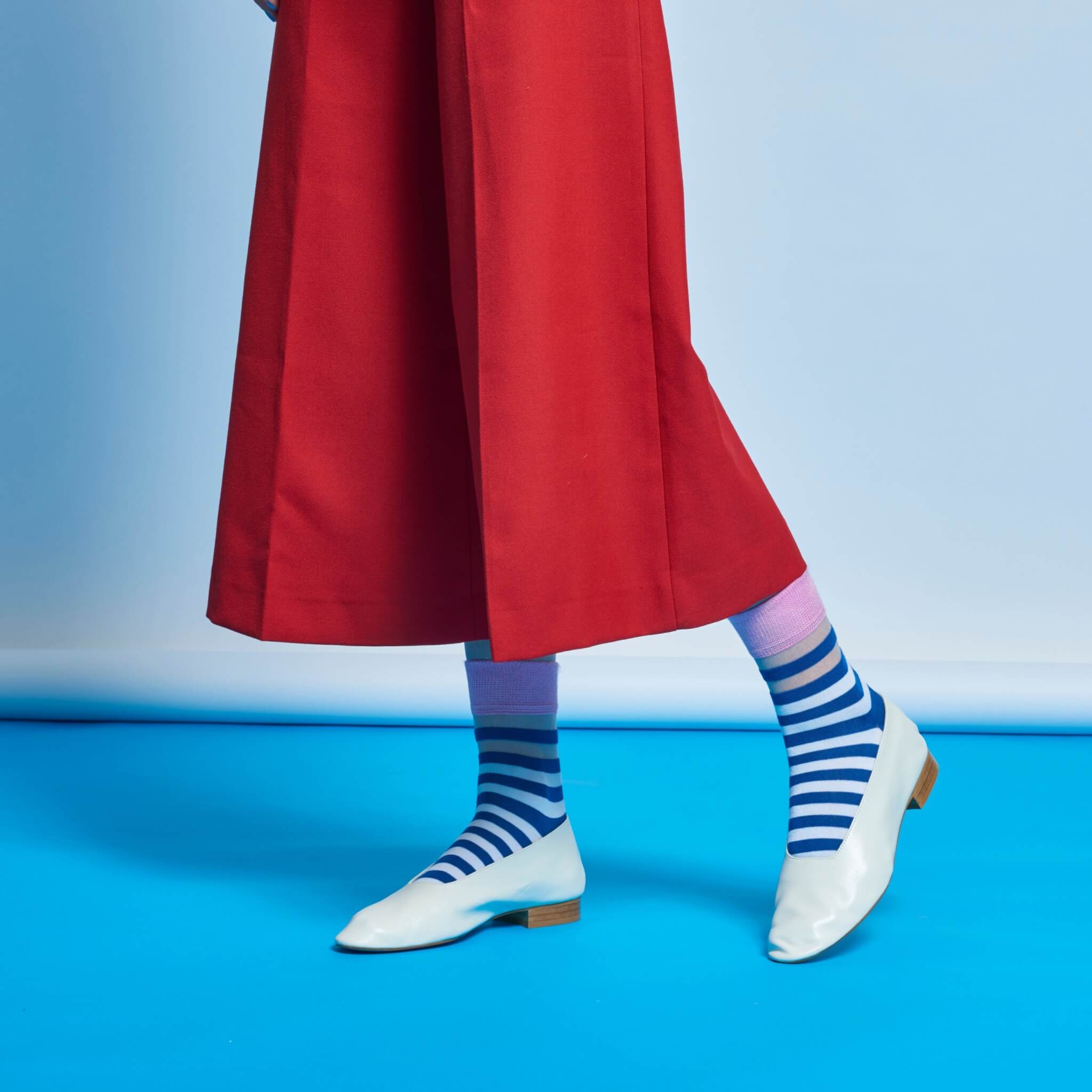 Dámske modro-biele ponožky Happy Socks Verna // kolekcia Hysteria